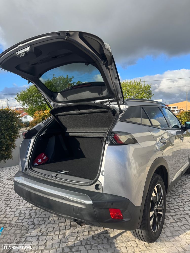 Peugeot 2008 1.2 PureTech Allure Pack - 23
