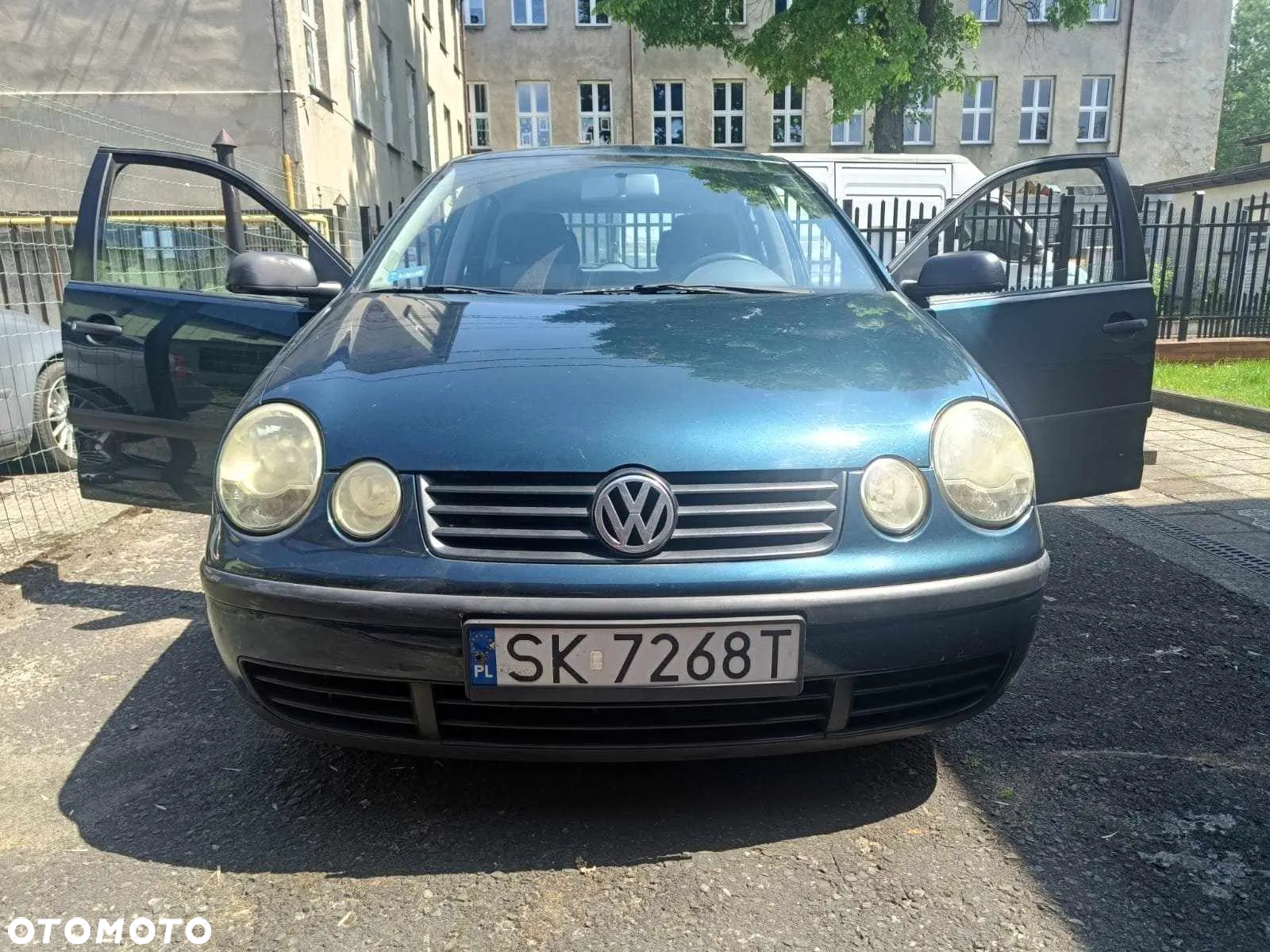 Volkswagen Polo 1.2 Basis - 2