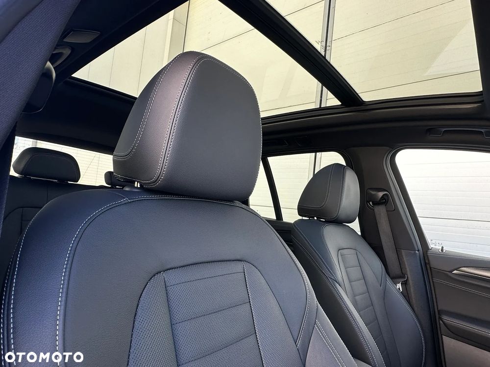 BMW X3 xM40d mHEV - 22