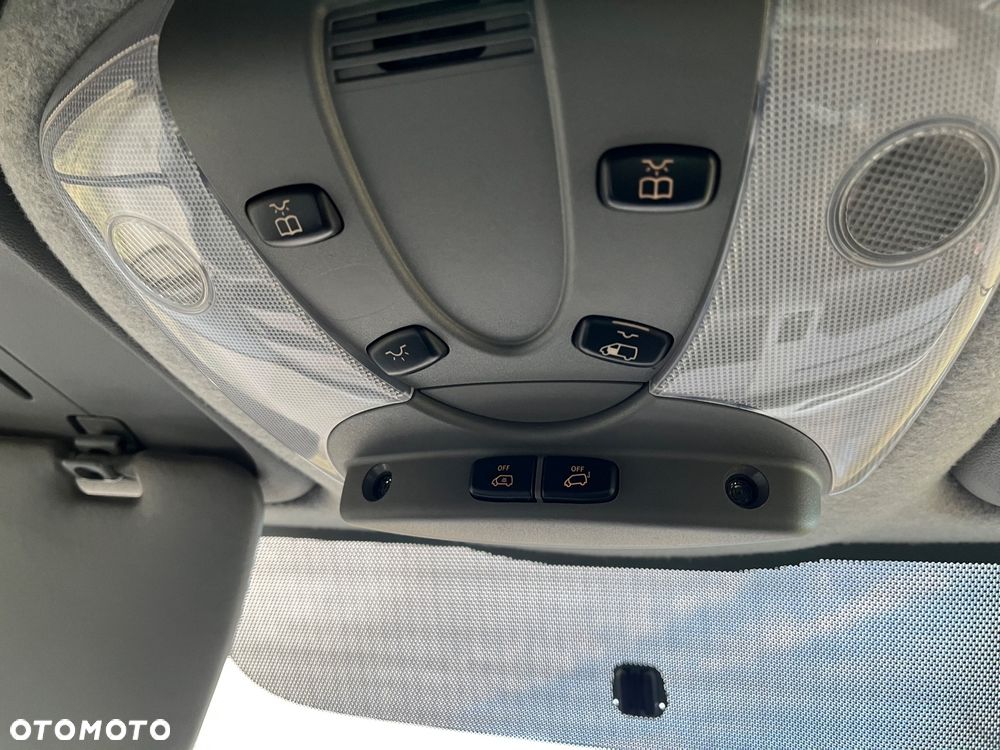 Mercedes-Benz Sprinter - 20