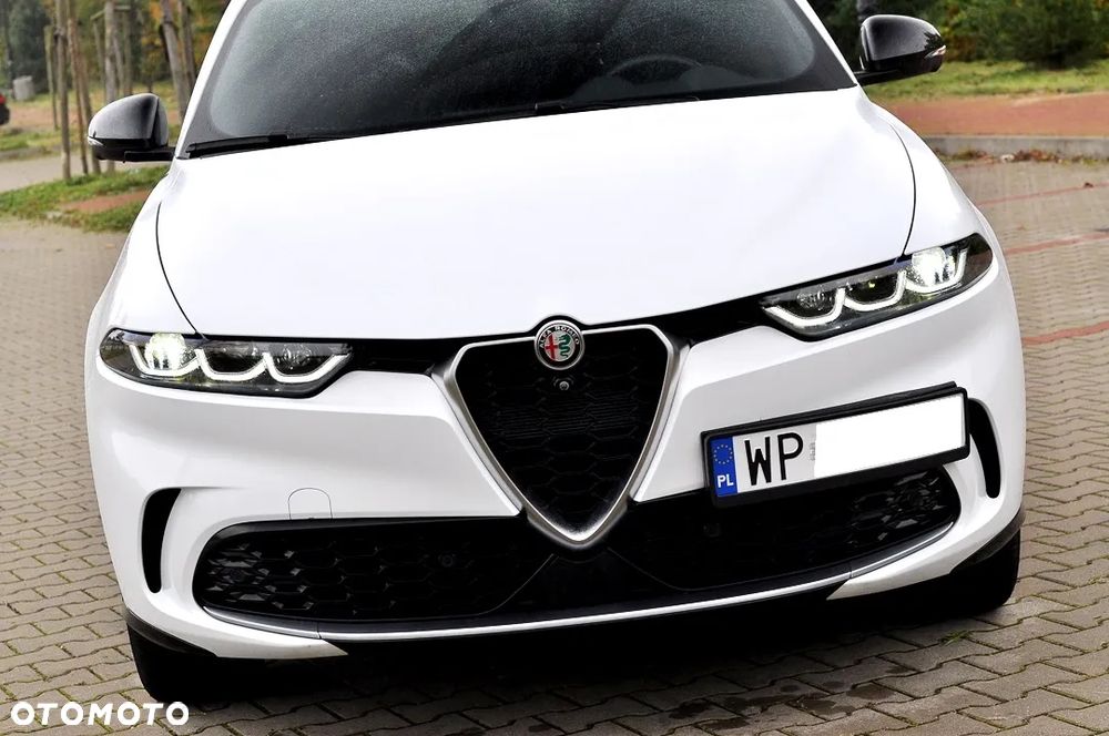Alfa Romeo Tonale 1.5 T4 GSE mHEV TI DCT - 9