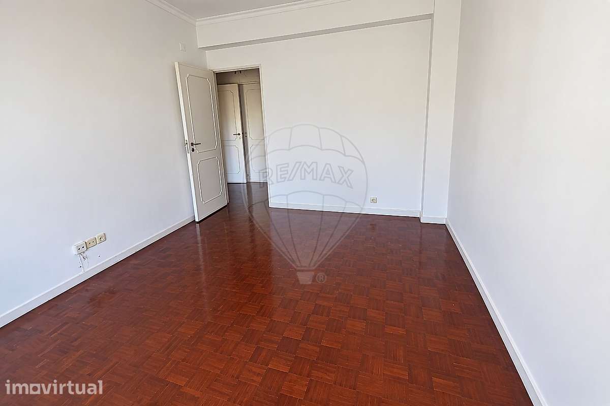 Apartamento T5 para venda - Grande imagem: 5/18