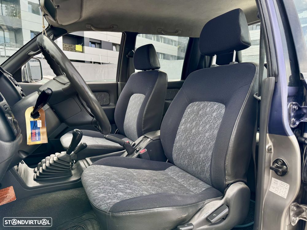 Mitsubishi L200 - 10