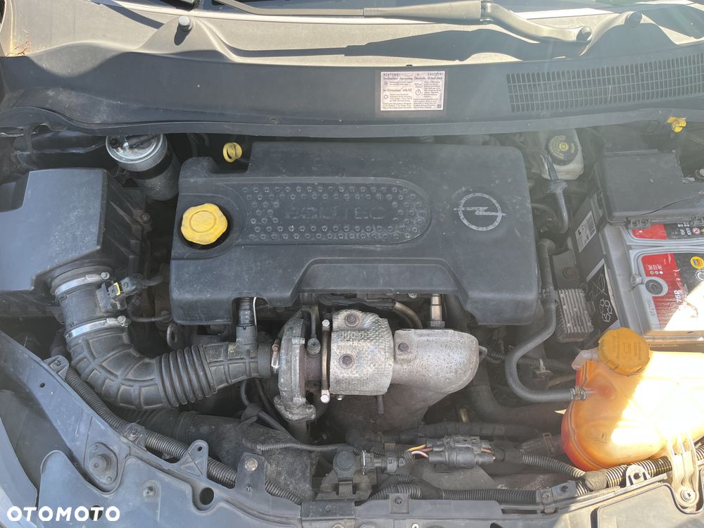 Opel Corsa 1.3 CDTI Enjoy - 21