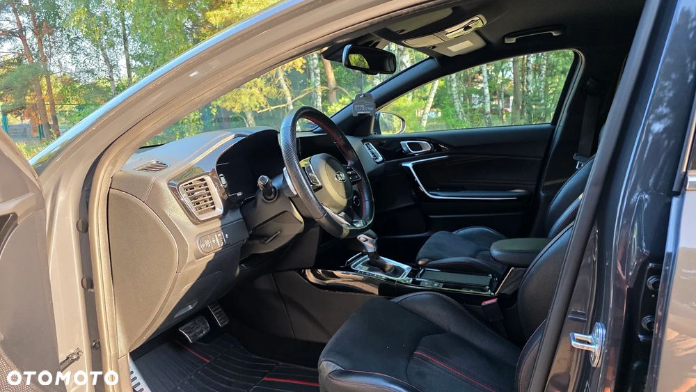 Kia ProCeed - 20