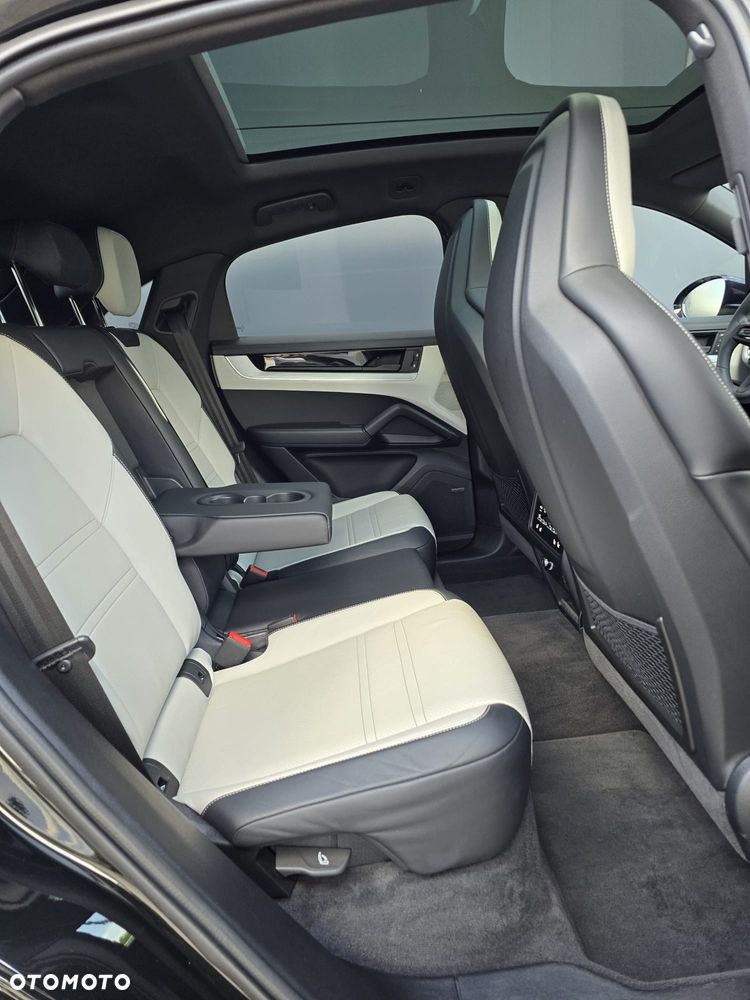 Porsche Cayenne S E-Hybrid PHEV - 22