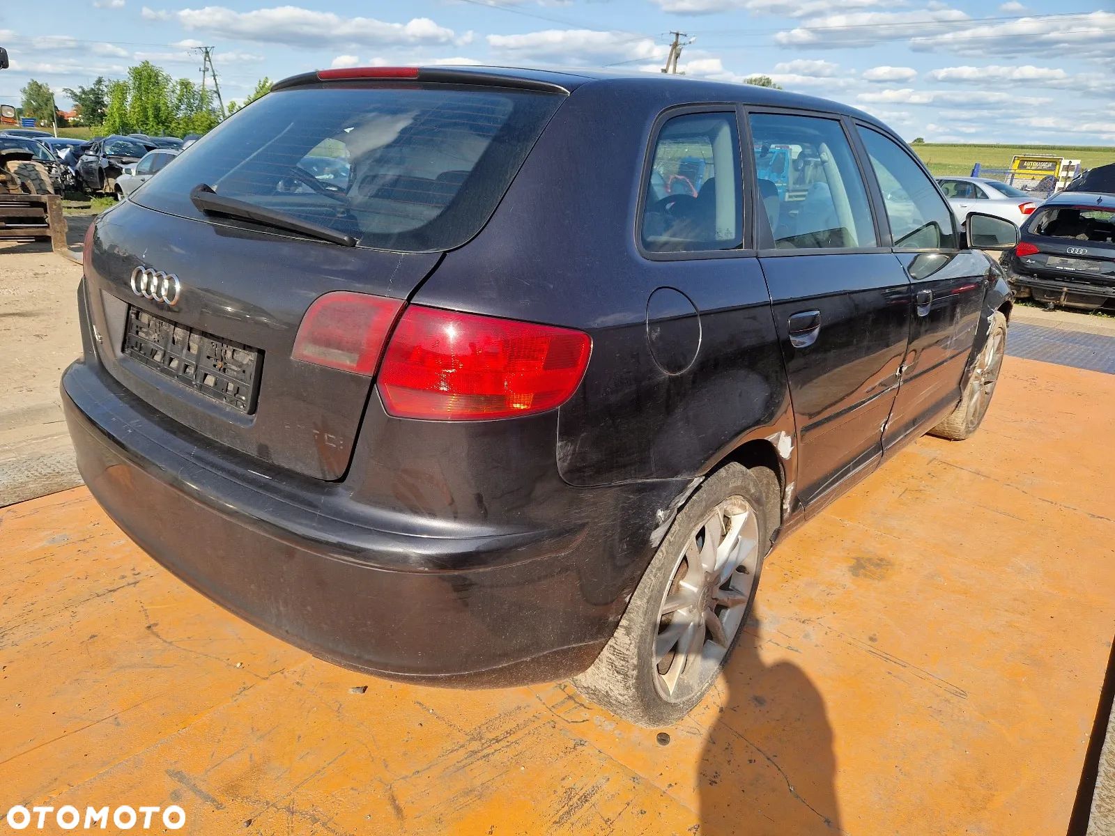 Audi A3 8P 5D 2005-2008 Silnik 2.0 TDI BMM 140KM/103kW LZ7L na części drzwi klapa zderzak lampa - 1