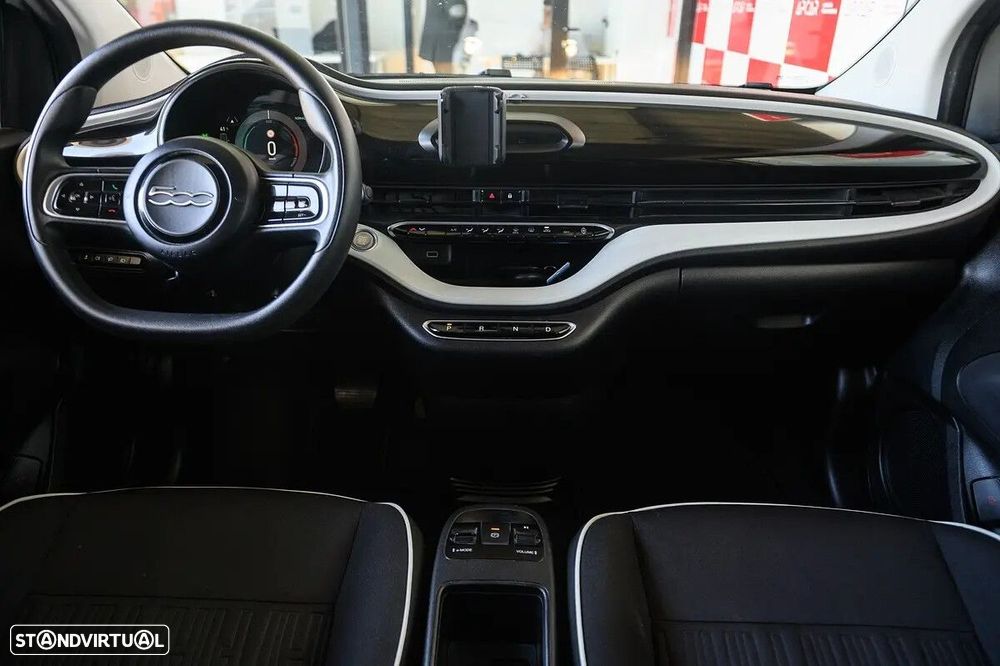 Fiat 500e Action - 25