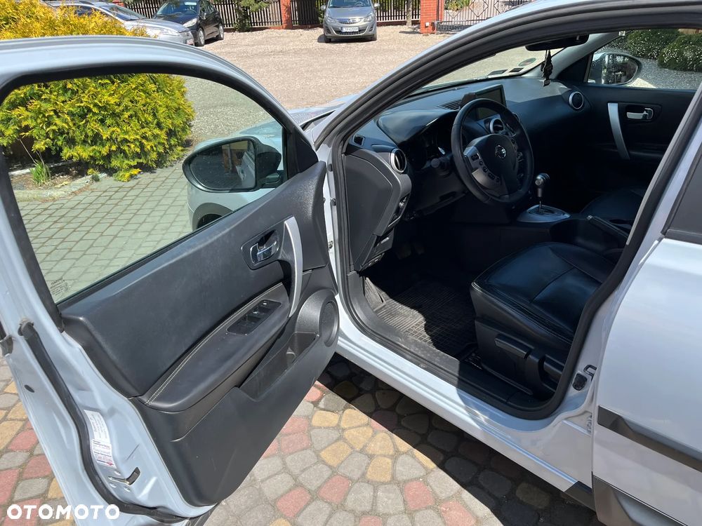 Nissan Qashqai 2.0 CVT tekna - 9