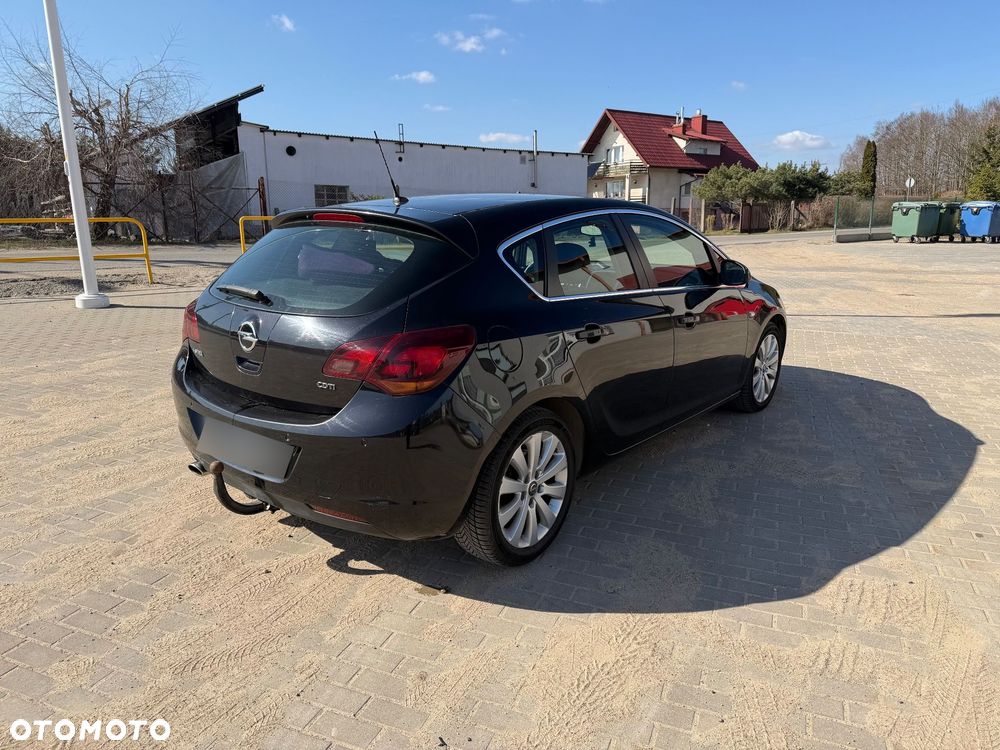 Opel Astra 2.0 CDTI Cosmo - 6