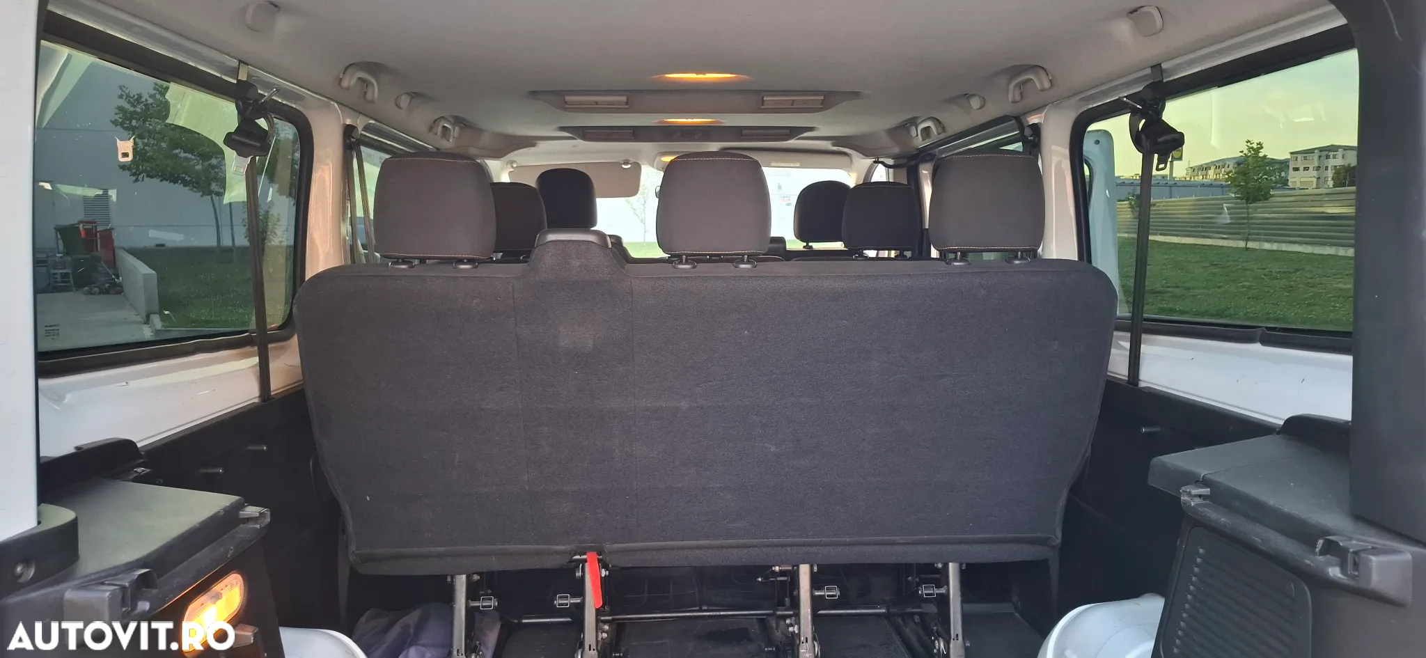 Renault Trafic - 14
