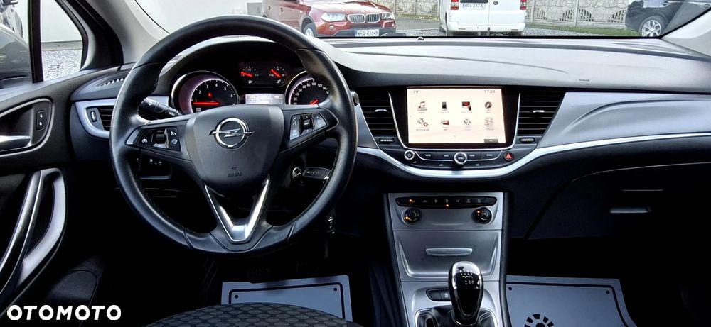 Opel Astra 1.4 Turbo Business - 15