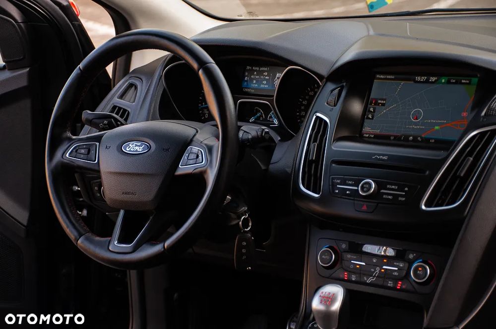 Ford Focus - 10
