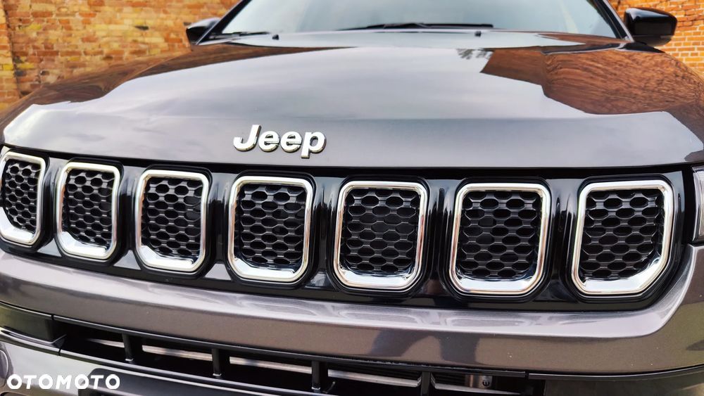 Jeep Compass - 8