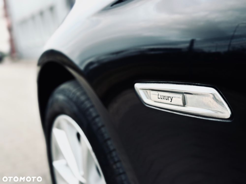 BMW Seria 5 520d Luxury Line - 8