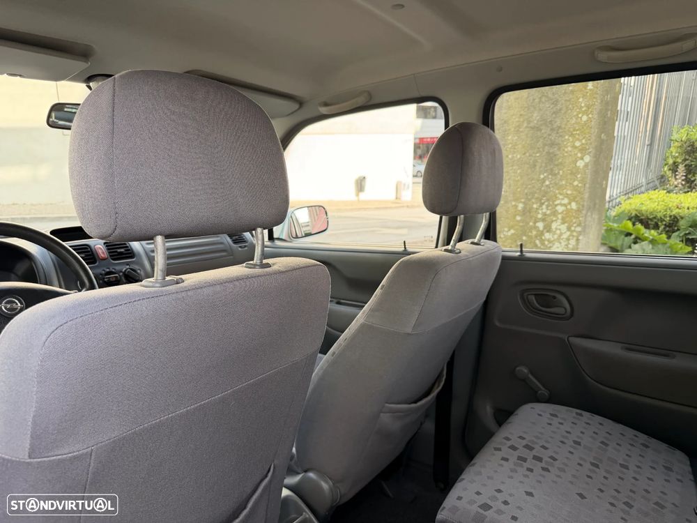 Opel Agila 1.0 12V Comfort - 13