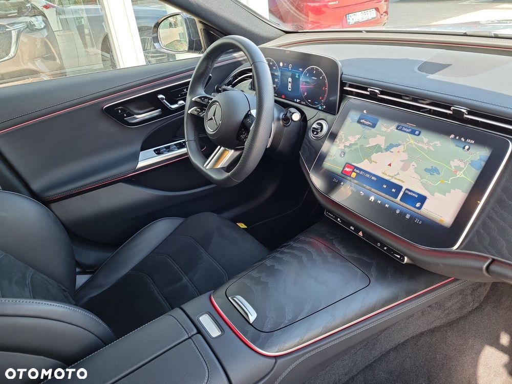 Mercedes-Benz Klasa E 220 d mHEV 4-Matic AMG 9G-Tronic - 13