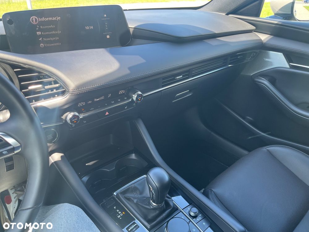 Mazda 3 e-SKYACTIV-G 140 M HYBRID TAKUMI - 11