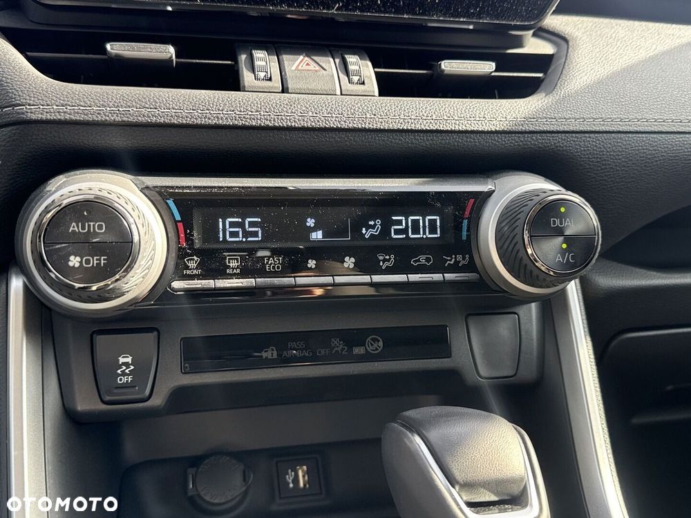 Toyota RAV4 - 23