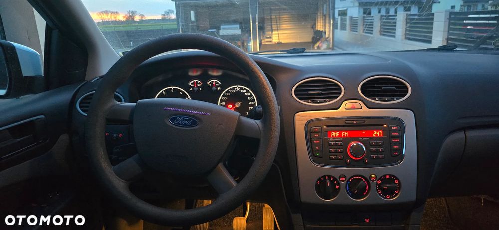 Ford Focus 1.4 16V Concept - 16