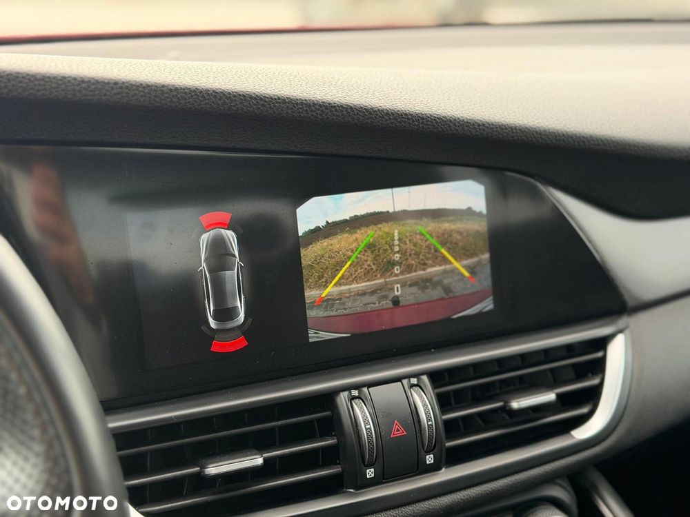 Alfa Romeo Giulia 2.0 Turbo Sprint - 18