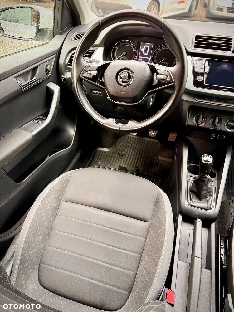 Skoda Fabia 1.0 Active - 11