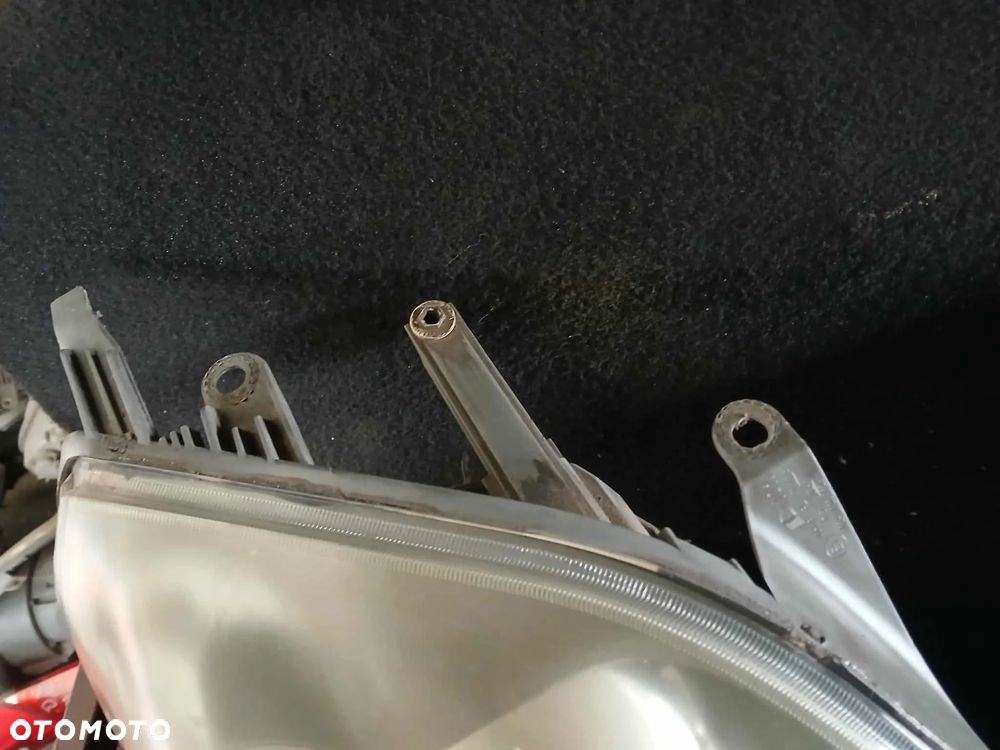 Ford Fiesta Mk6 Lift lampa przednia lewa, prawa - 3