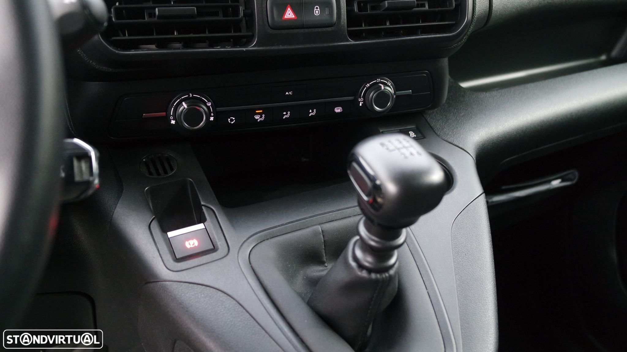 Peugeot Partner 1.5 BlueHDi Pro Standard - 11