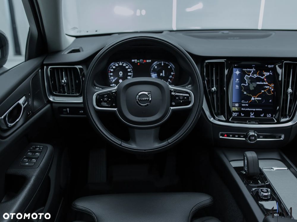 Volvo V60 Cross Country B4 D AWD Geartronic - 19