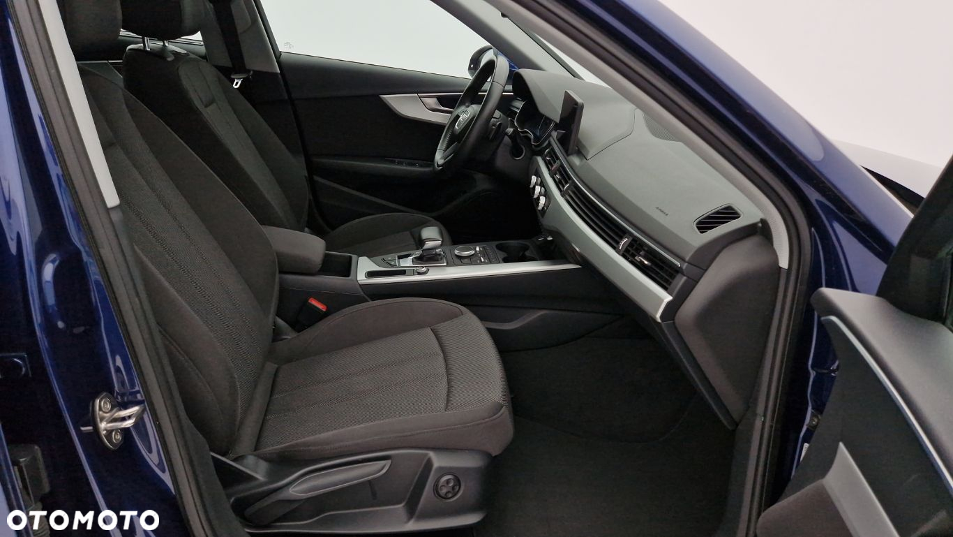 Audi A4 2.0 TDI S tronic - 19