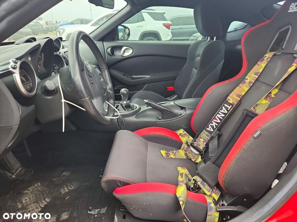Nissan 370 Z 3.7 V6 Black Edition - 8