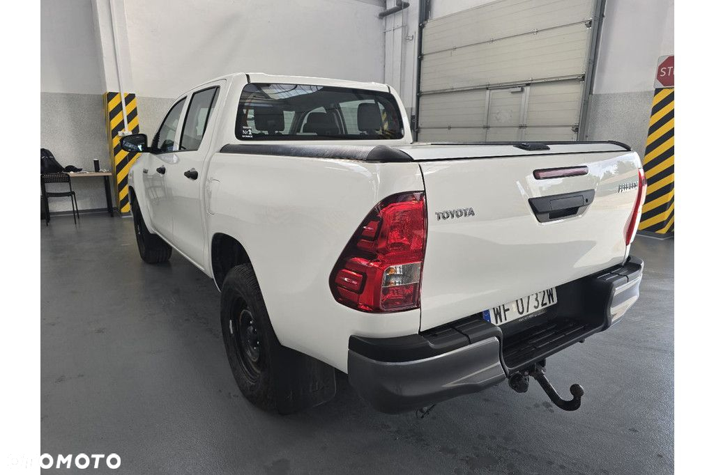 Toyota Hilux - 4