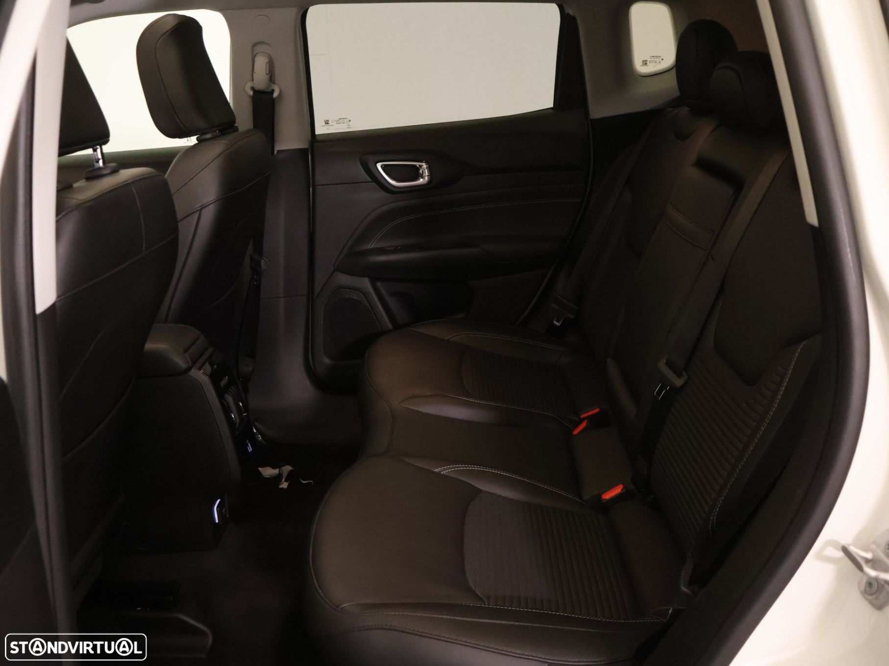 Jeep Compass 1.3 TG 4Xe Limited - 33