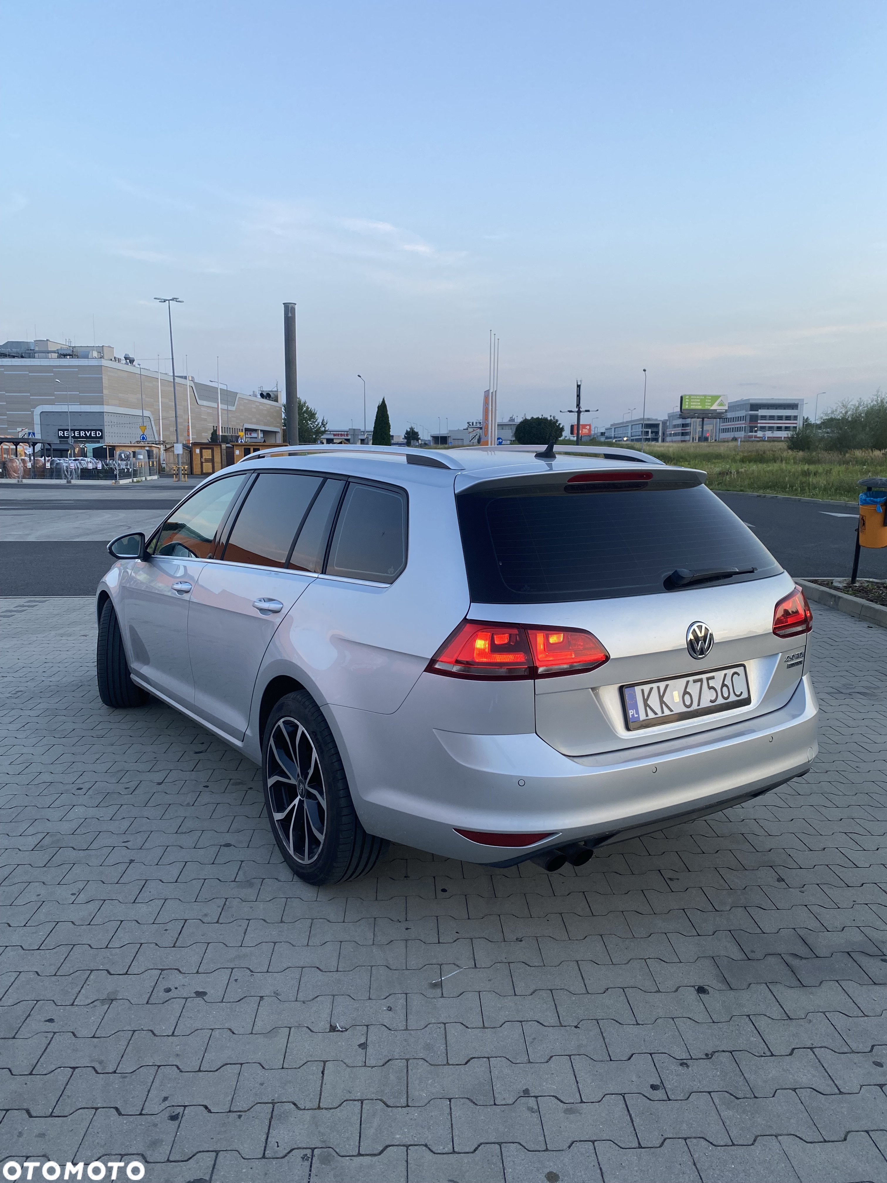 Volkswagen Golf - 5