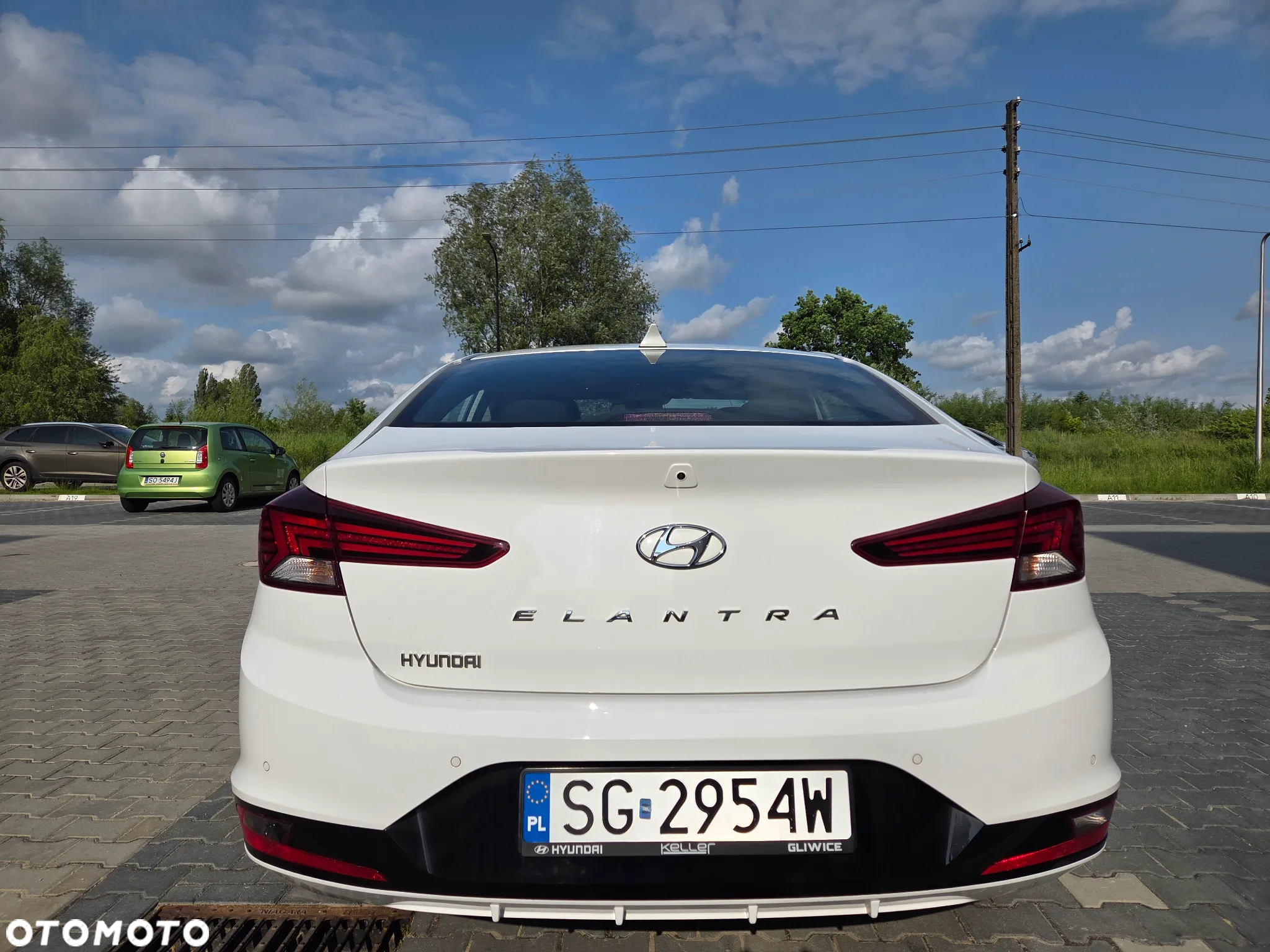 Hyundai Elantra 1.6 Style - 3