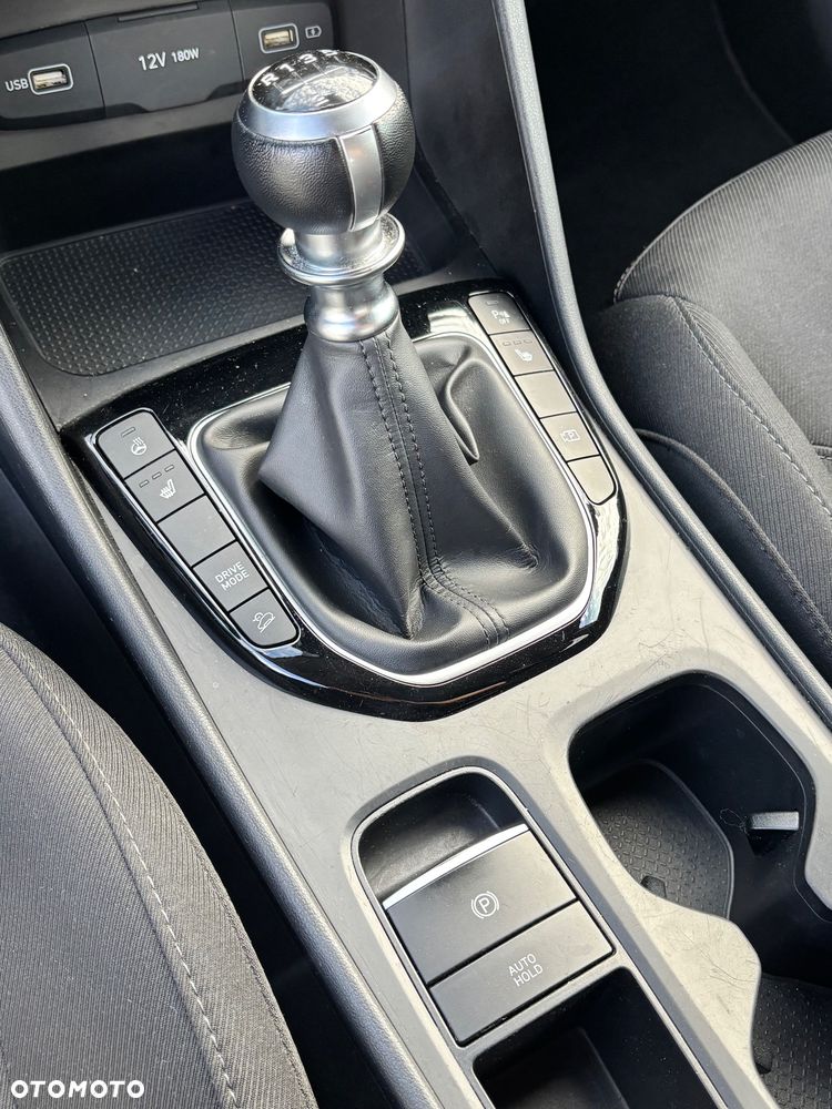 Hyundai Tucson - 11