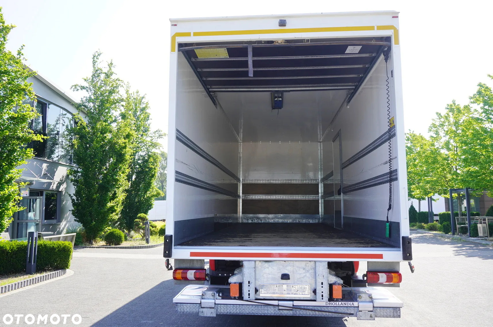 Mercedes-Benz Atego 1321 / 80 tys. km !!! / Kontener 20 EPAL - 5