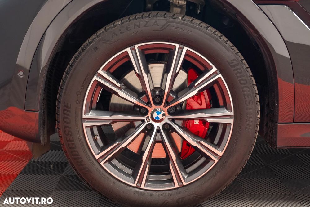 BMW X6 xDrive40i AT MHEV - 12