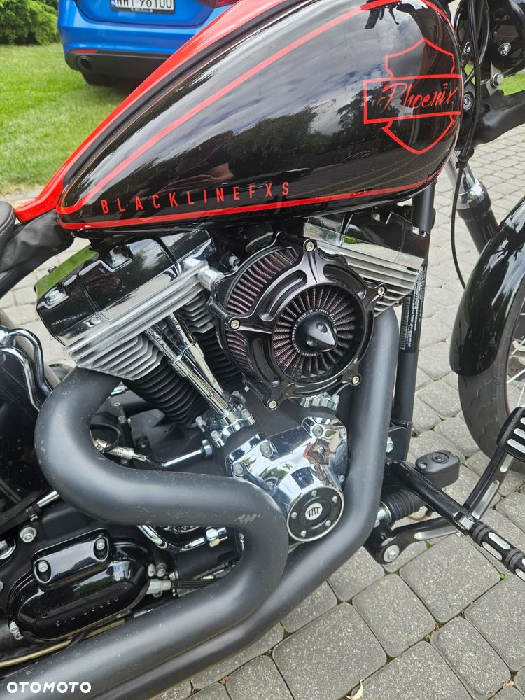 Harley-Davidson Softail Blackline - 8