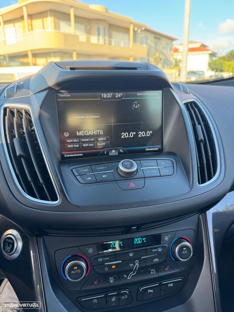 Ford C-Max 1.0 Ecoboost S&S Titanium - 27