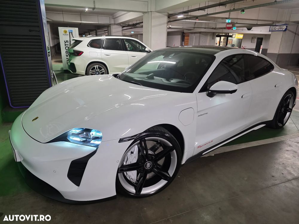Porsche Taycan - 20