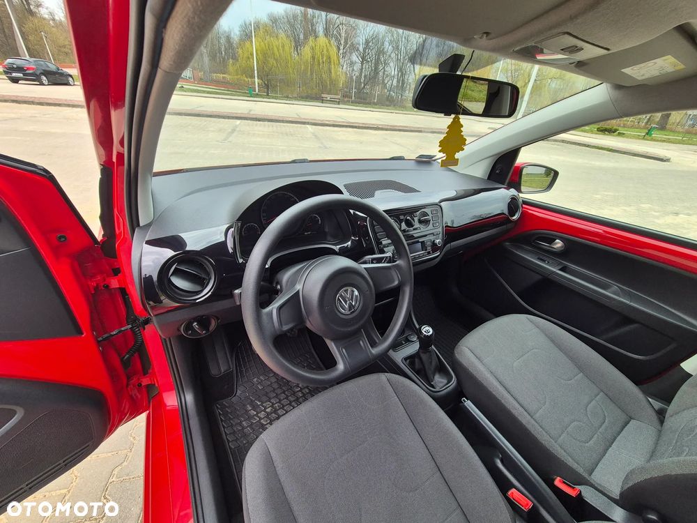 Volkswagen up! 1.0 high - 10