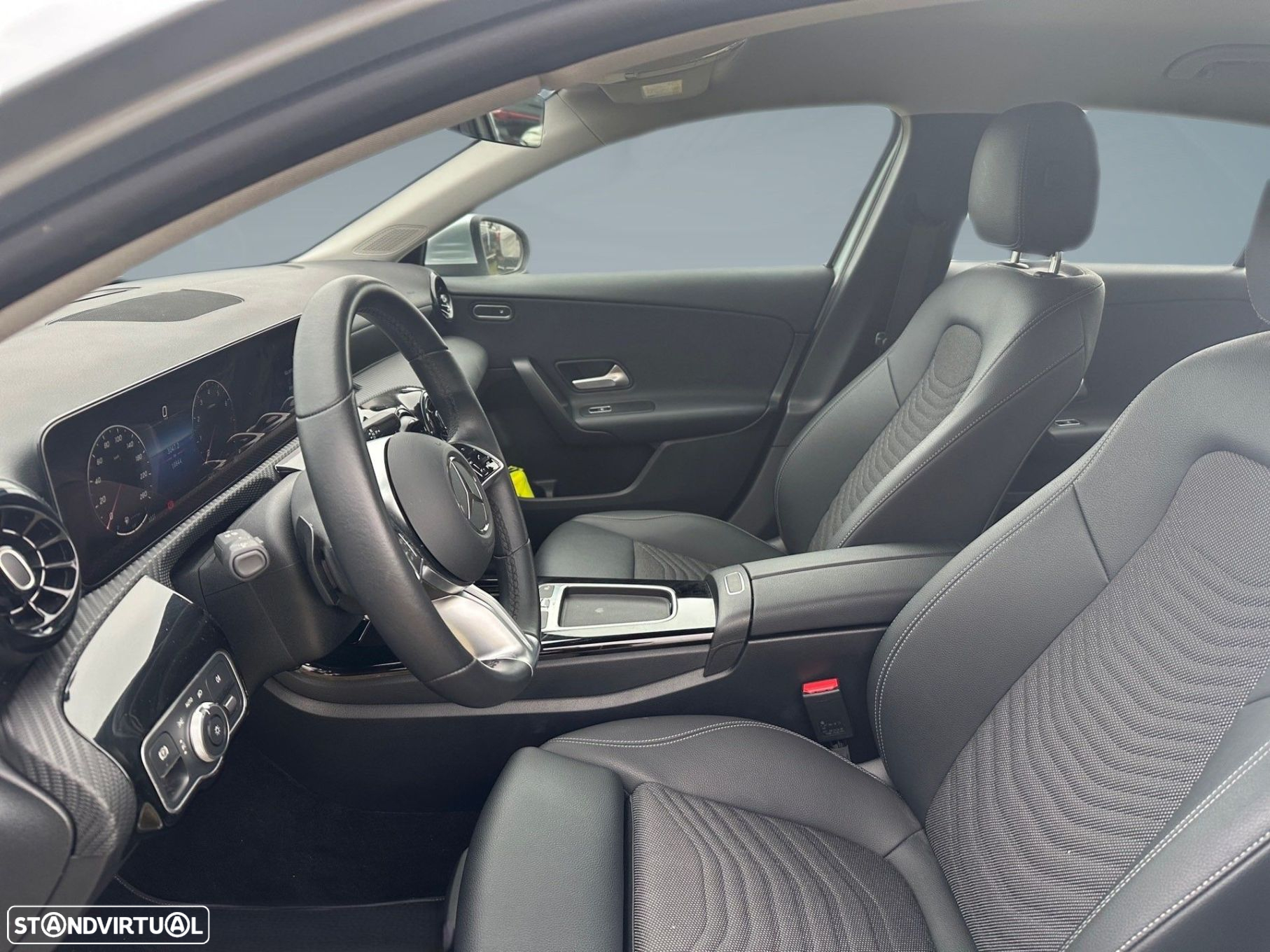 Mercedes-Benz A 200 - 11