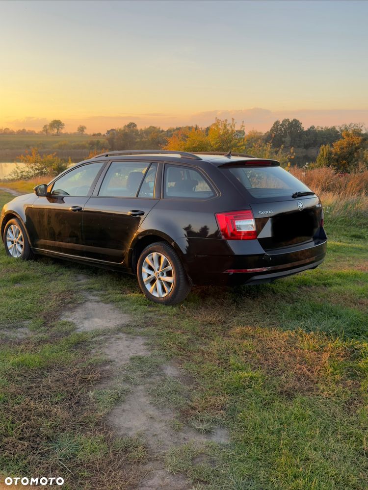 Skoda Octavia 1.6 TDI (Green tec) DSG Ambition - 2
