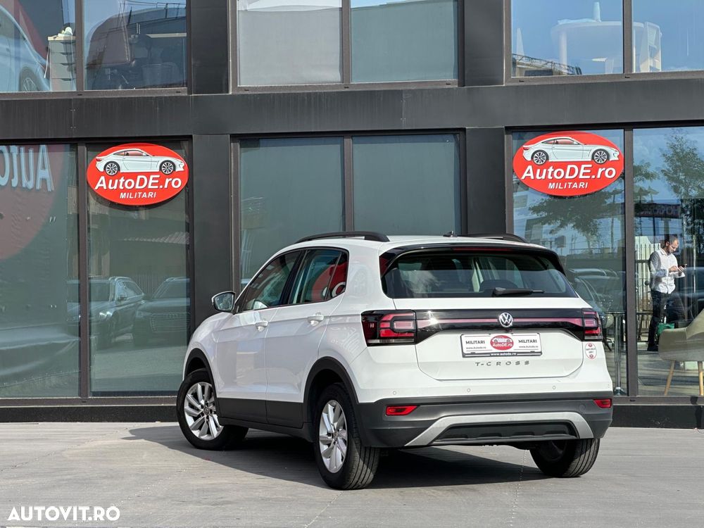 Volkswagen T-Cross - 3
