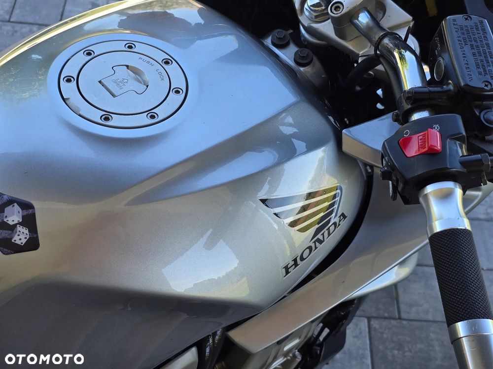 Honda CBF - 27