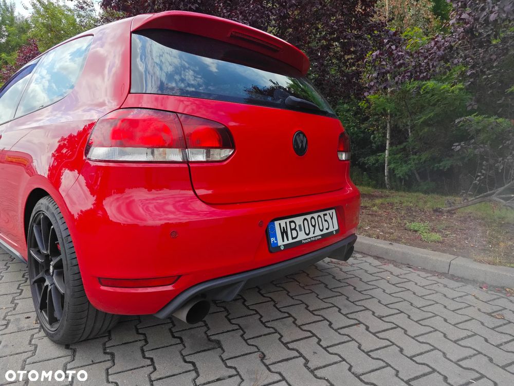 Volkswagen Golf 2.0 GTI - 2