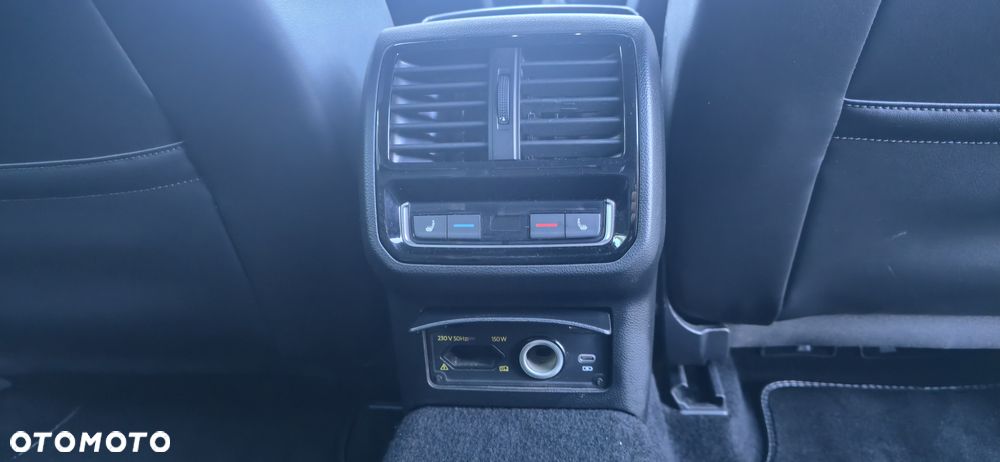 Volkswagen Passat 2.0 TDI 4Mot Elegance DSG - 23