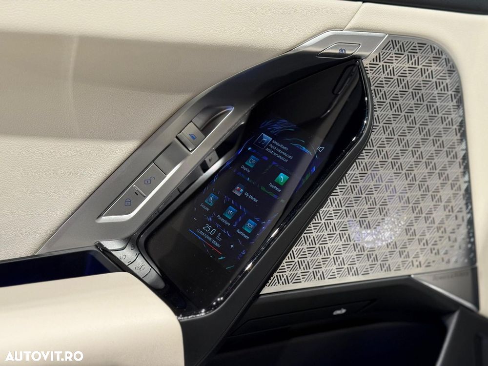 BMW Seria 7 740d xDrive - 30