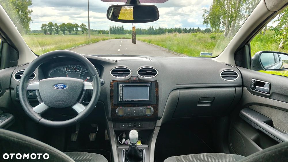 Ford Focus 1.6 TDCi Ghia - 12